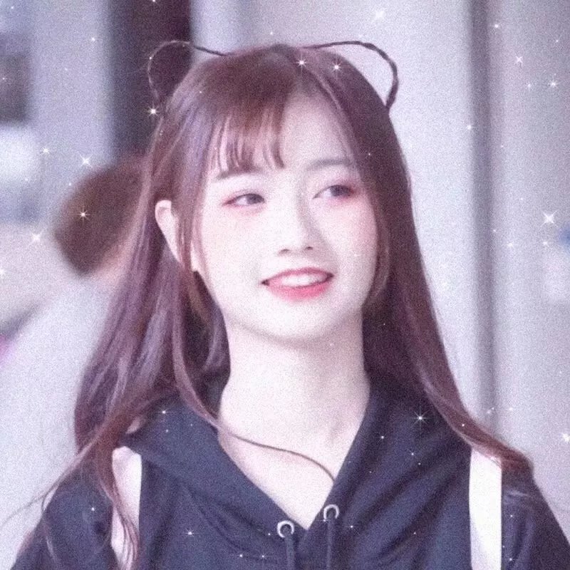 号舱房的女人